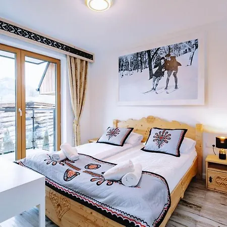 Mars Ksiezycowe Widok Na Gory זקופאנה